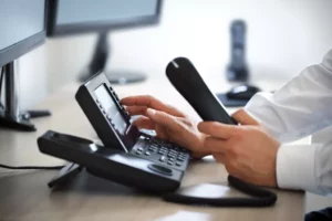 How Do You Choose The Best Office Phone System?